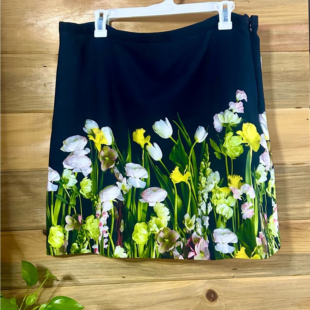 Victoria Beckham Black Floral Mini Skirt